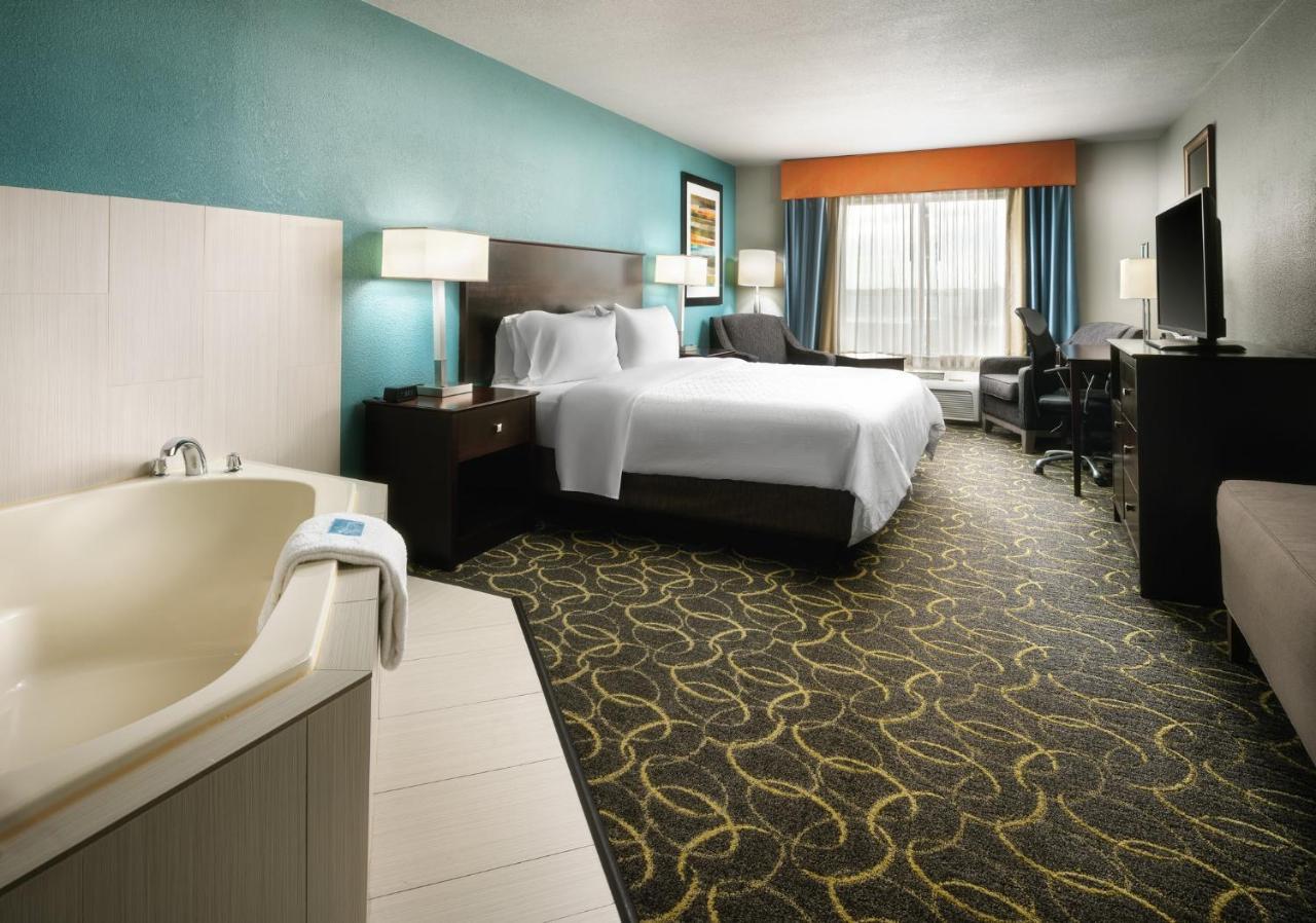 Holiday Inn Express Hotel And Suites Dfw-Grapevine, An Ihg Hotel Exteriör bild